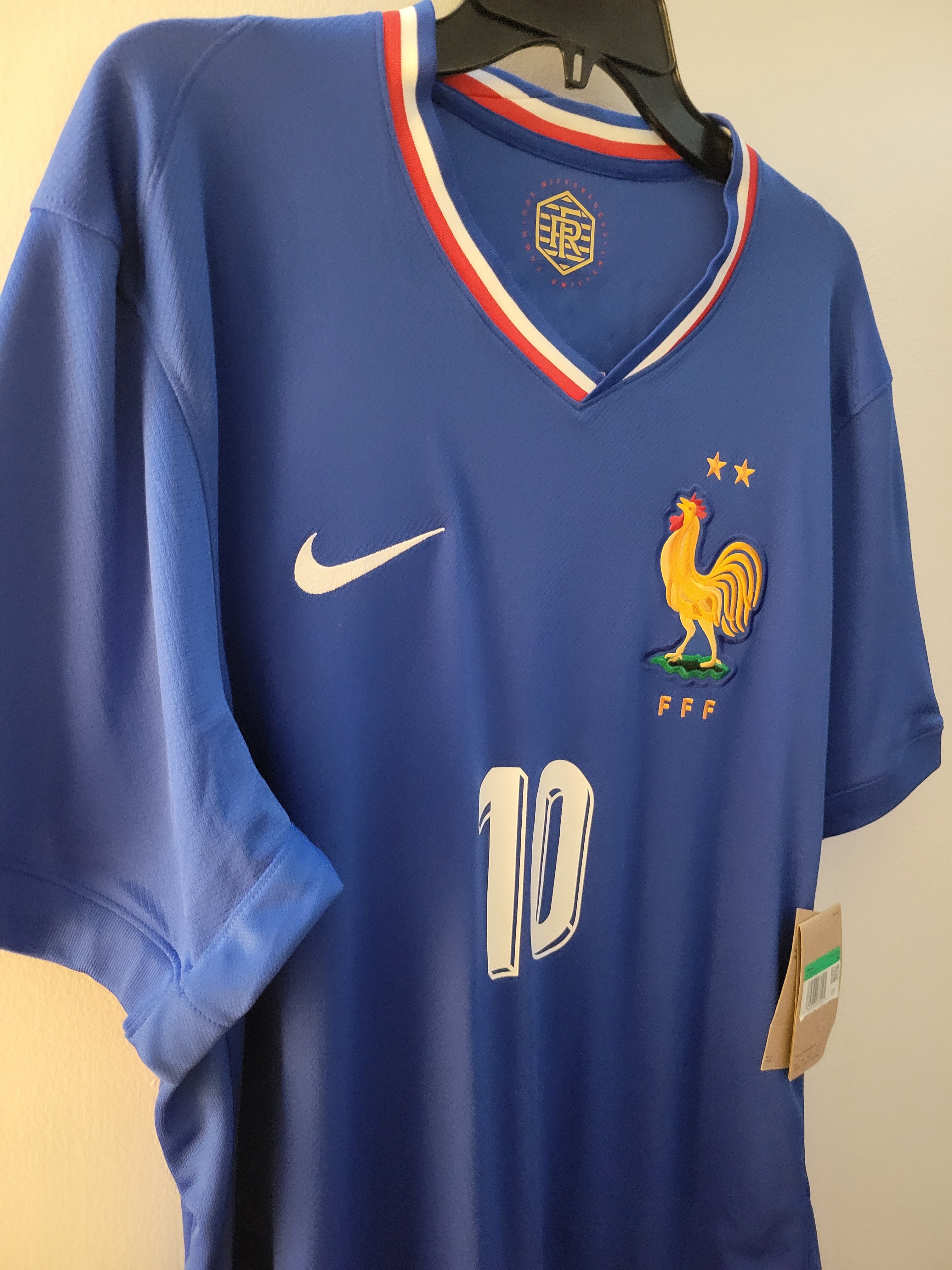 BNWT Nike France 2024/25 Home Jersey Mens Size XL - Mbappe 10