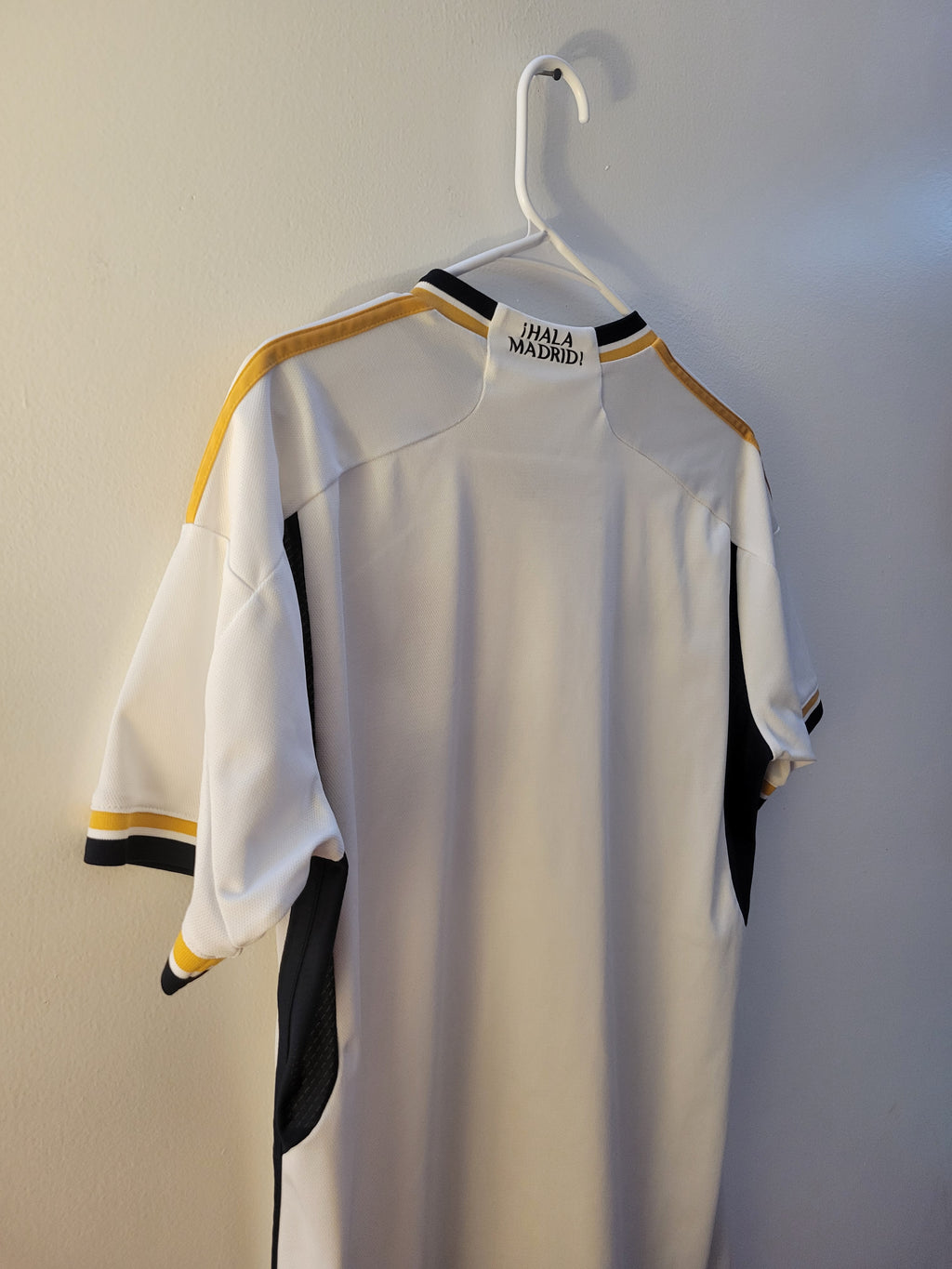 Adidas Real Madrid 2023/24 Home Jersey Mens Size M