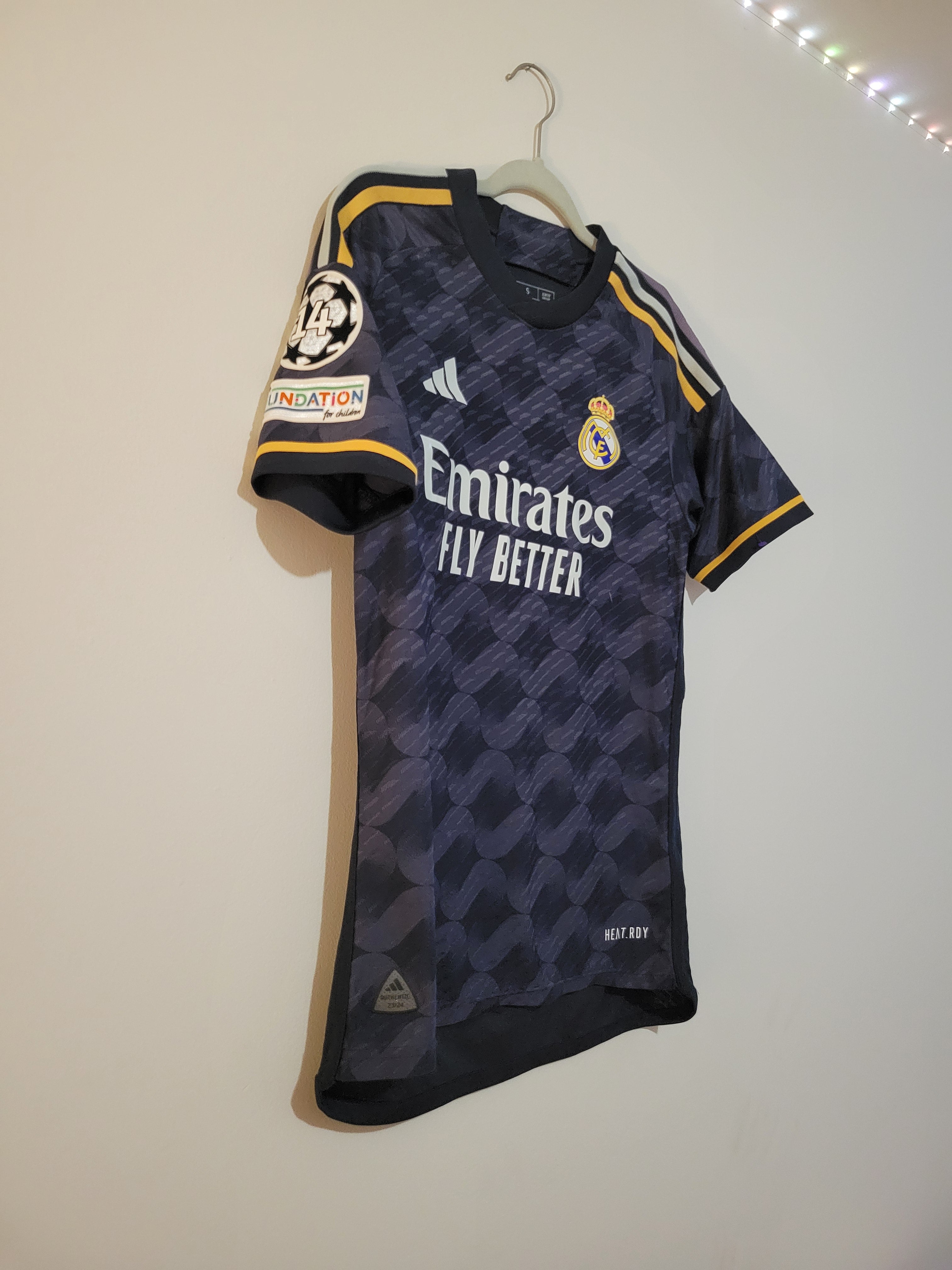 Adidas Real Madrid 2023/24 Away Jersey Mens Size S Player Version - Vini Jr. 7