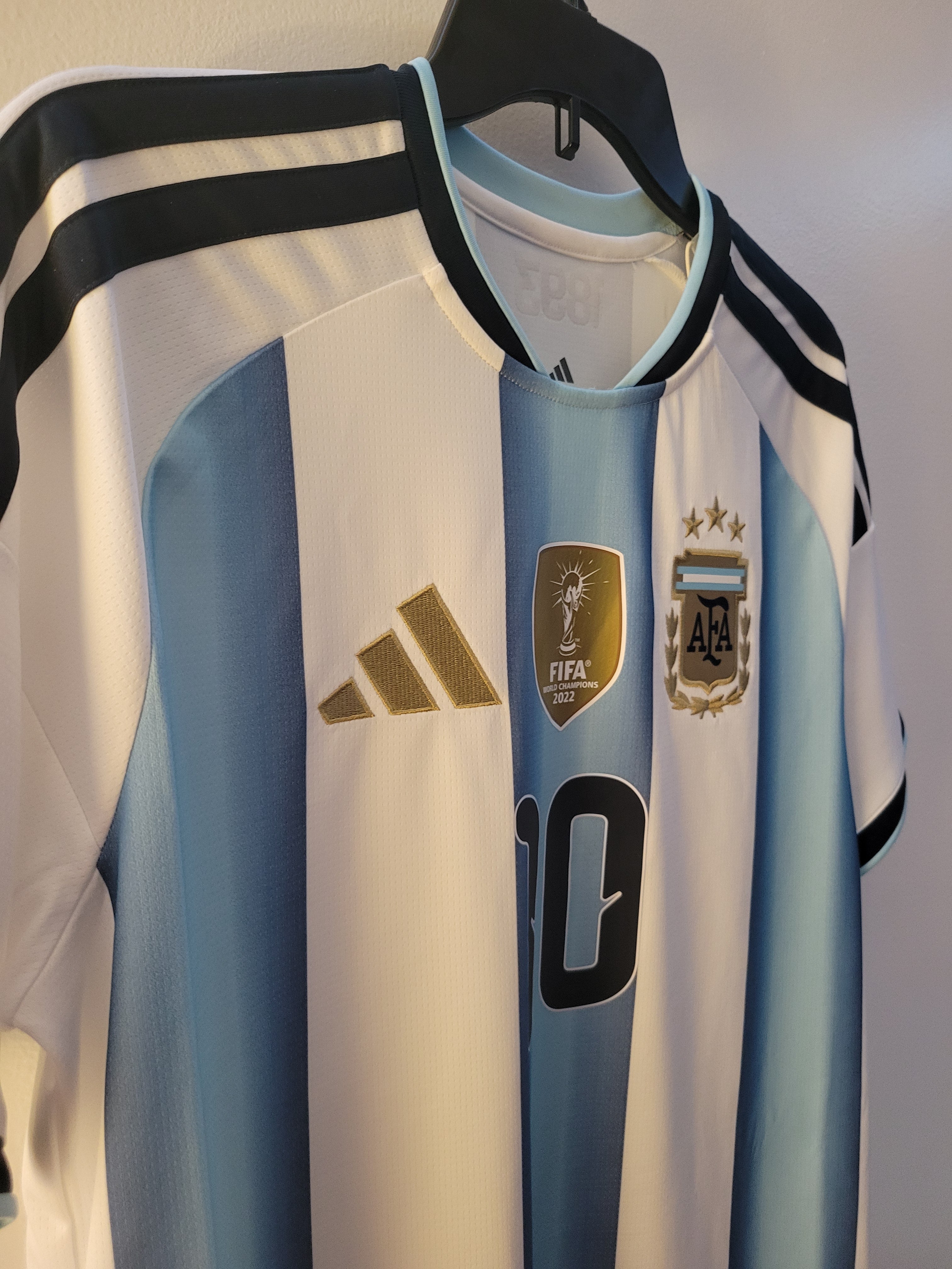 BNWT Adidas Argentina 2026/27 Home Jersey Mens Size M - Messi 10